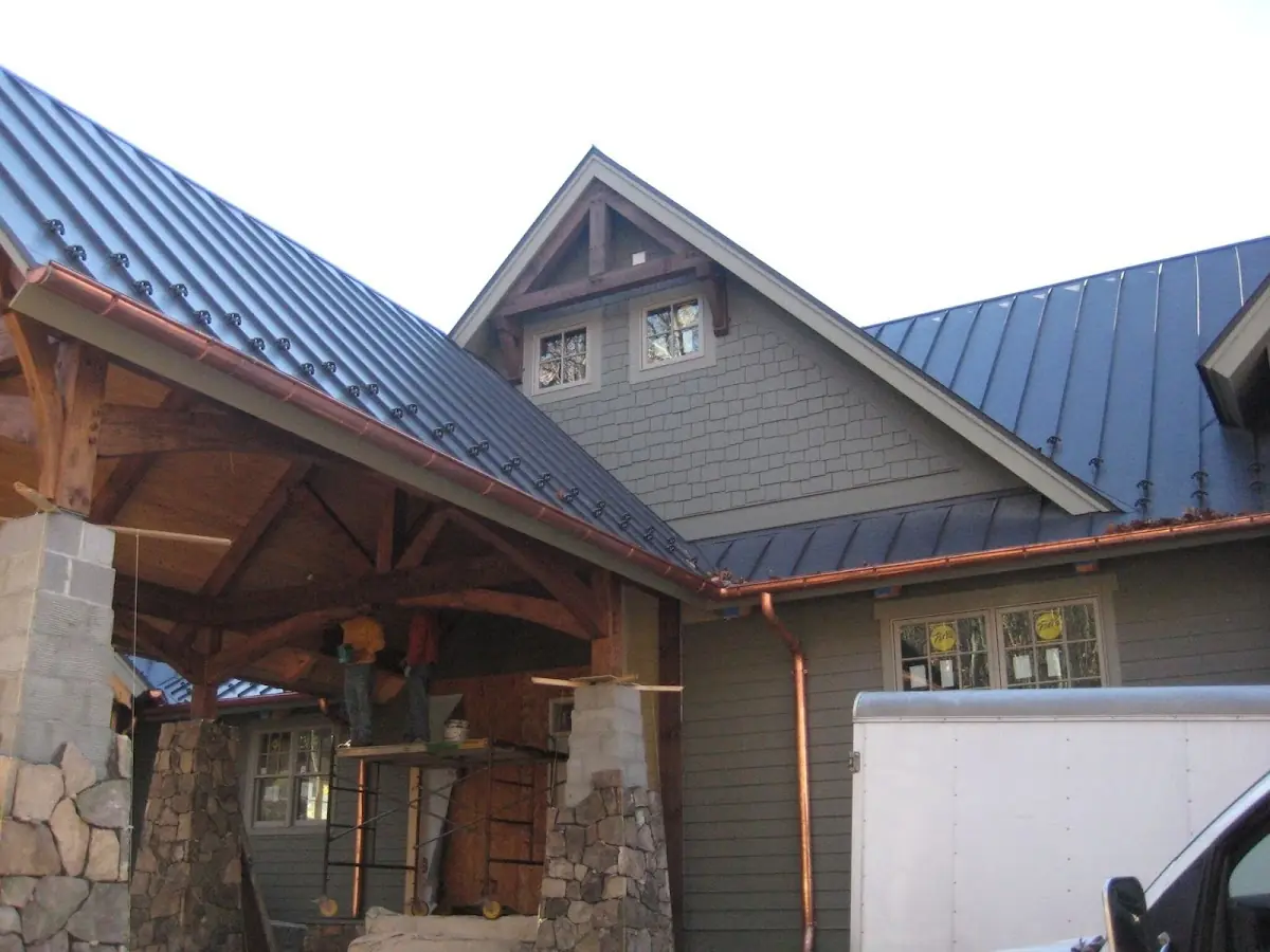 Craftsman Roofing team delivering quality roofing work in Tigard Neighborhood Area 9